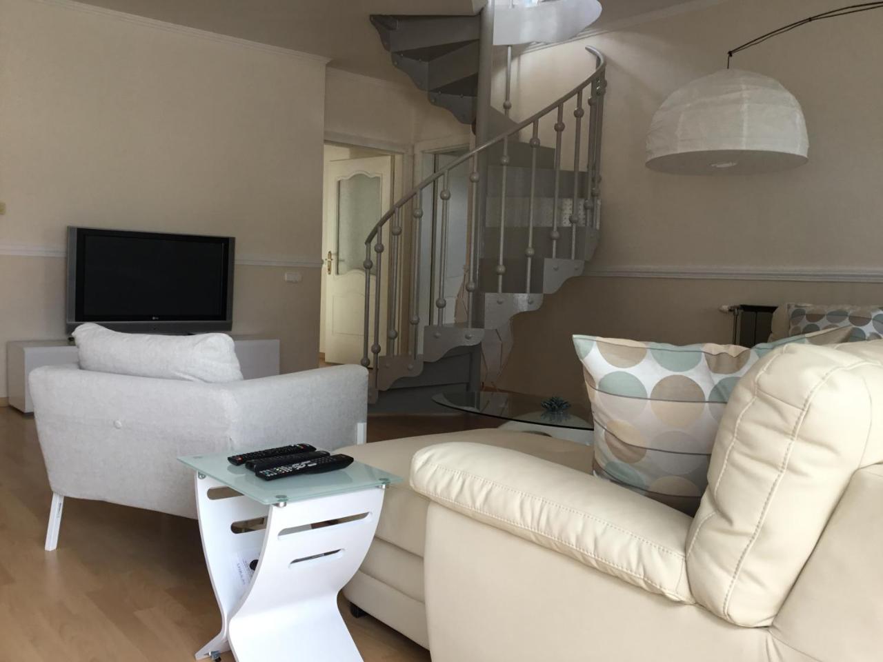 3 Bedroom Private Floor In Luxury Mansion Budapest Exterior foto